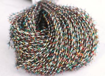 Finnish Papieryarn 0,8 fluffy glitter autumntter licoriceer cranberry
